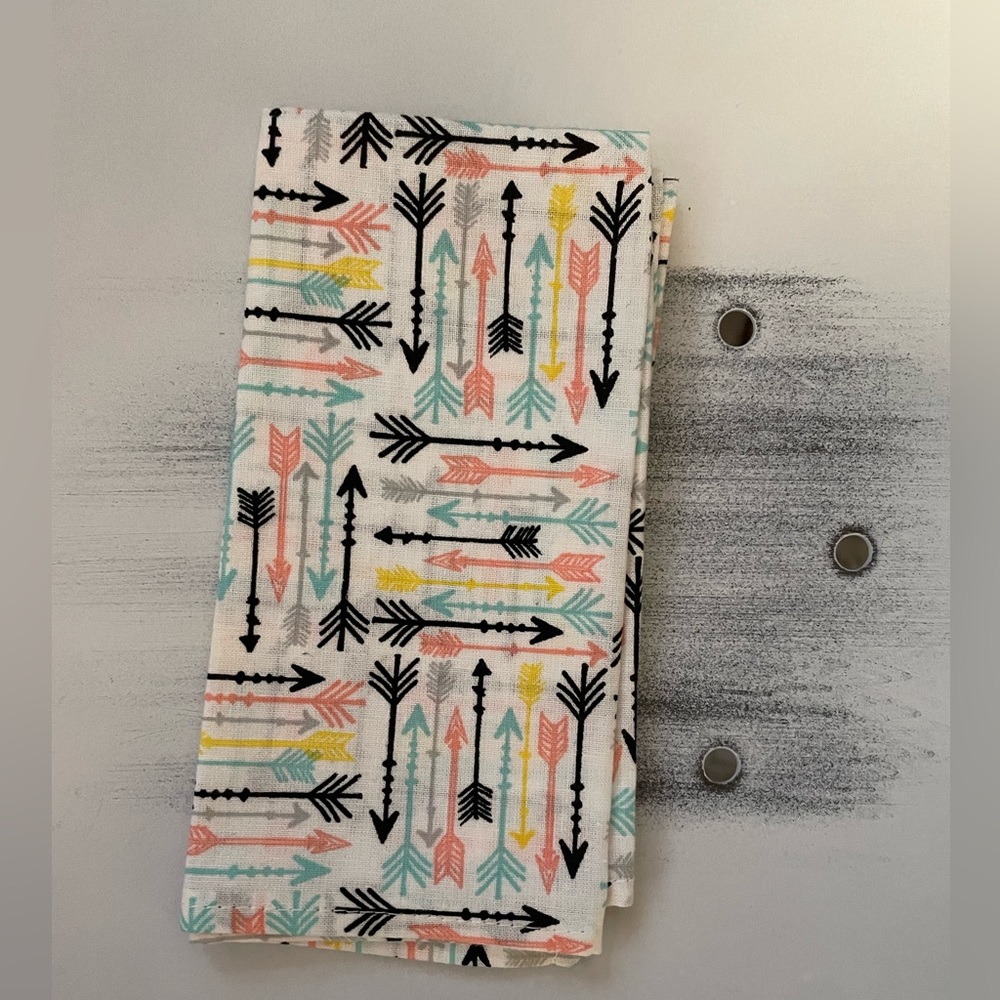 Men’s Geometric Pattern Handmade Pocketsquare. 12in x 12in. New